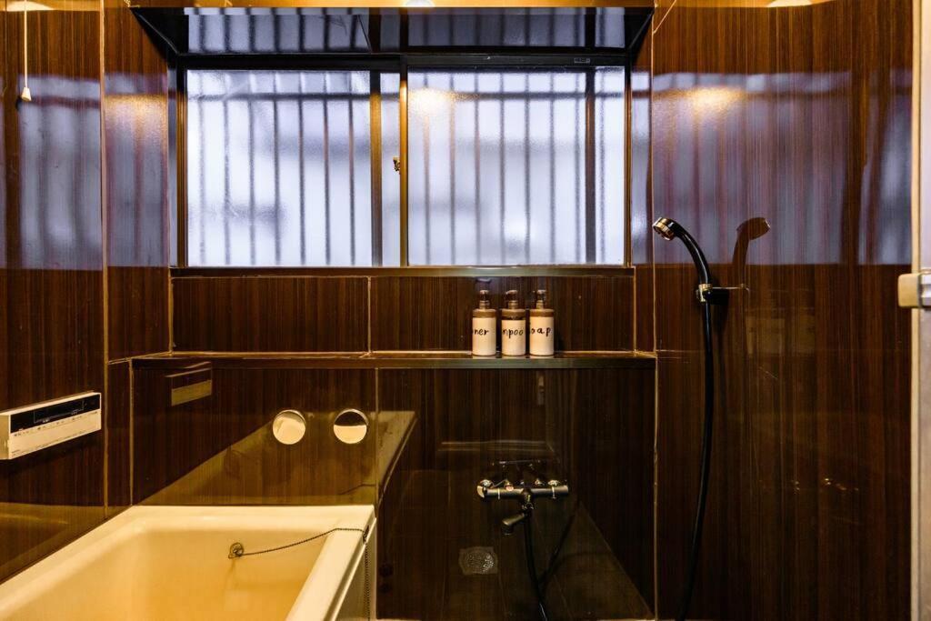 Premier Suite Nishiazabu Roppongi Front Токио Экстерьер фото