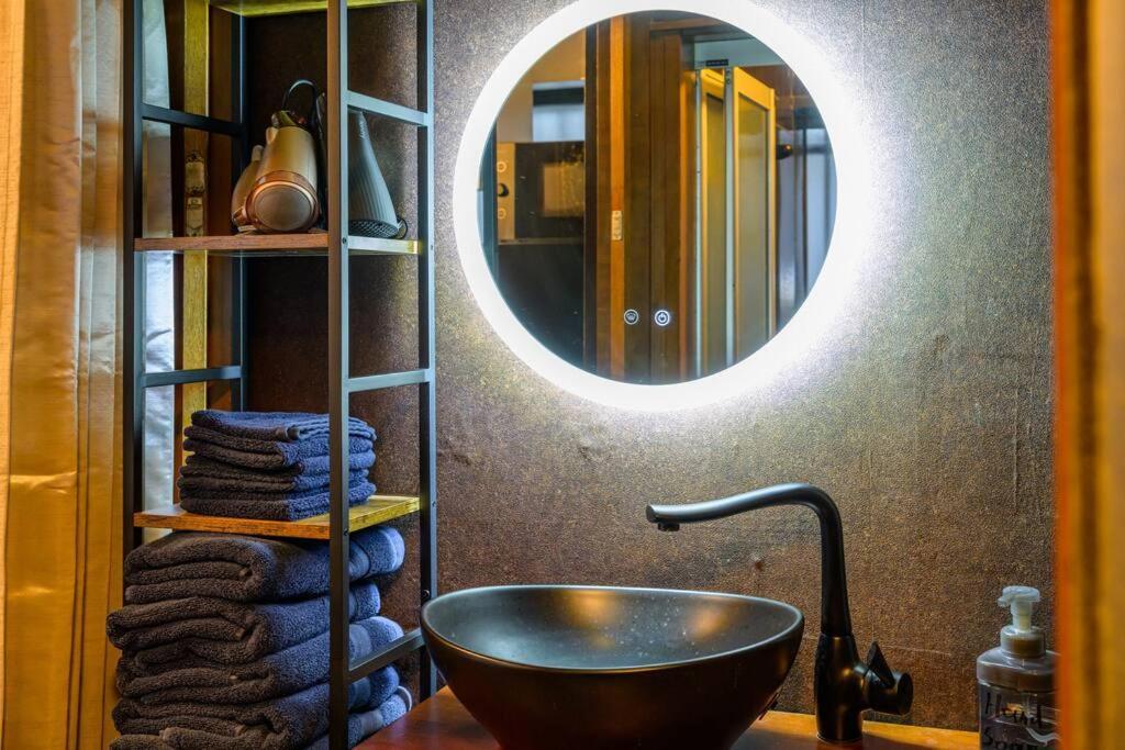 Premier Suite Nishiazabu Roppongi Front Токио Экстерьер фото